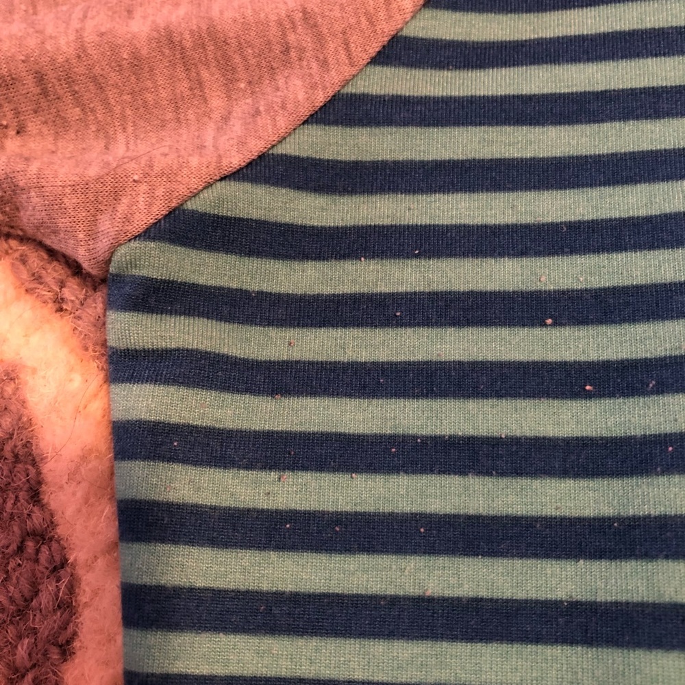 Lularoe XS Randy baseball tee - Picture 3 of 4